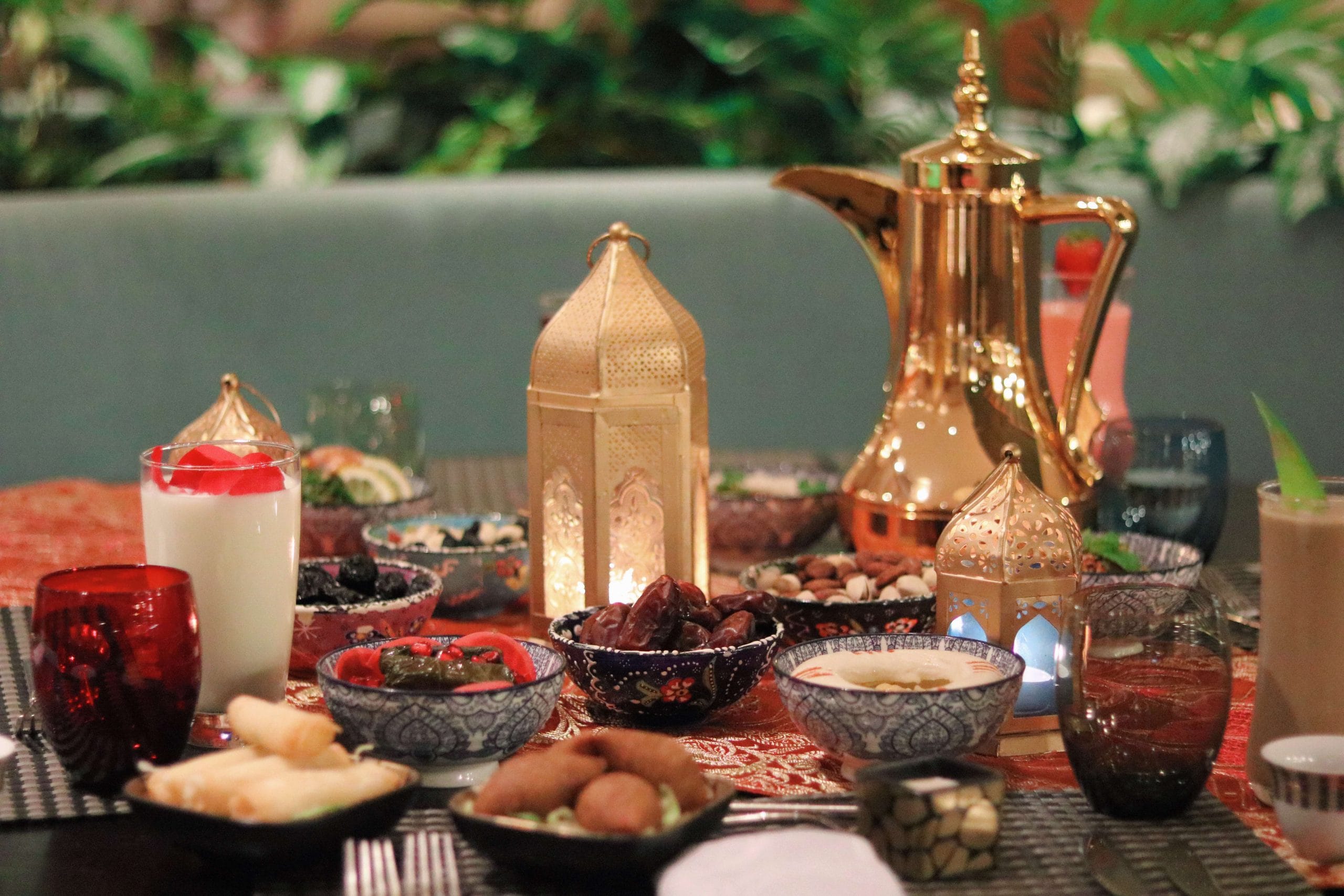 ماذا تأكل وماذا تتجنب خلال شهر رمضان؟