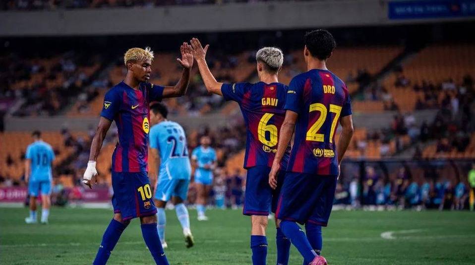 برشلونة يكتسح كومو بخماسية في كأس خوان غامبر