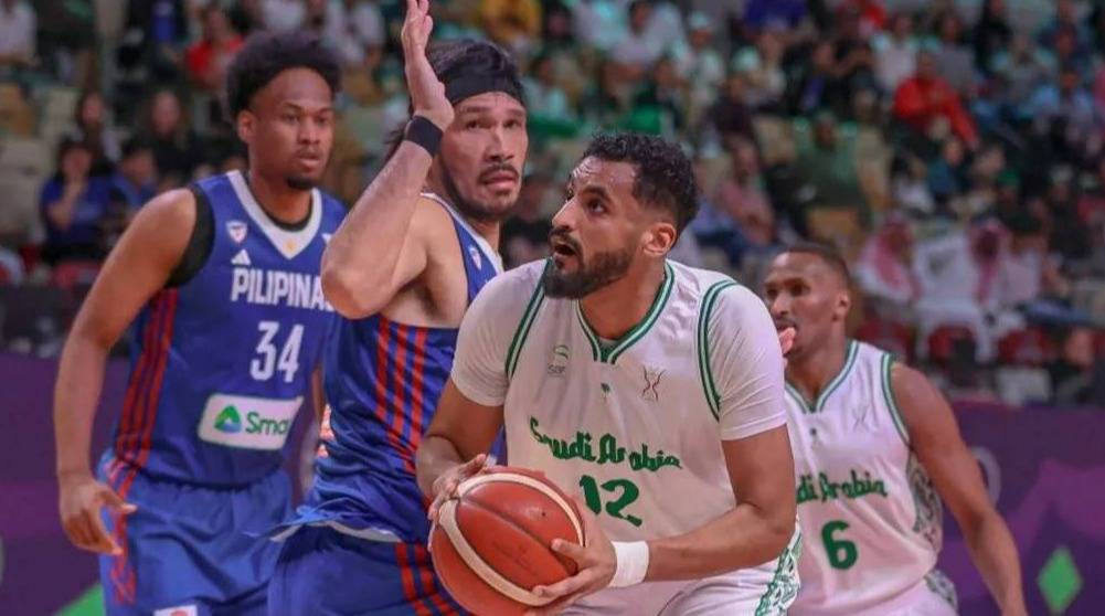 صدمة في جدة: المنتخب السعودي يودّع كأس آسيا لكرة السلة بخسارة أمام الفلبين
