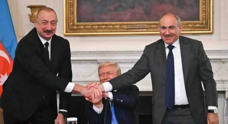 اتفاق سلام تاريخي بين أذربيجان وأرمينيا.. وترشيح مشترك لترامب لنوبل