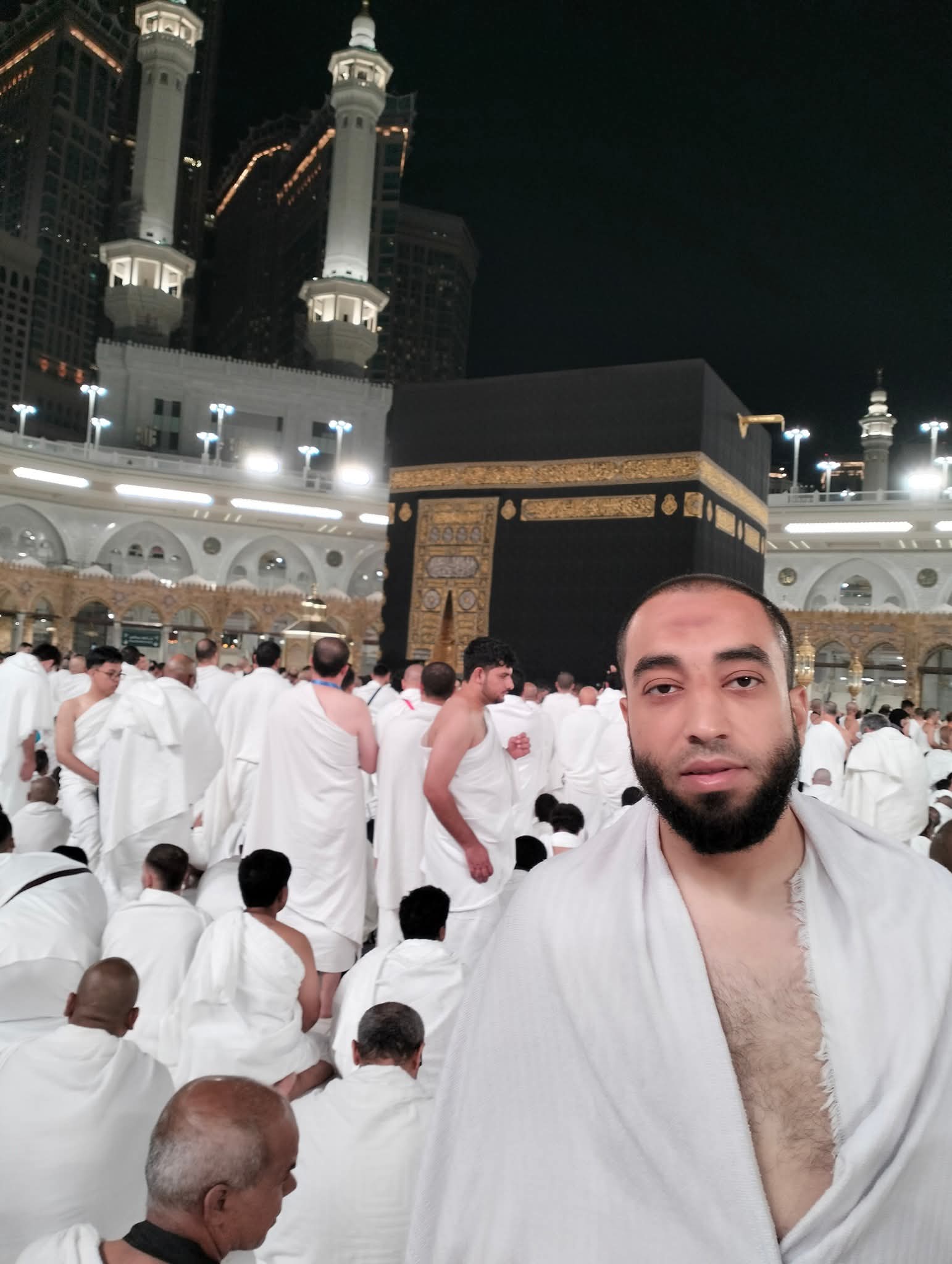 خادم الحرمين الشريفين وولي عهده وجهود المملكة في خدمة ضيوف الرحمن