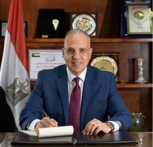 وزير الري يتابع حالة محطات رفع المياه ومجهودات مصلحة الميكانيكا والكهرباء خلال فترة أقصى الاحتياجات المائية