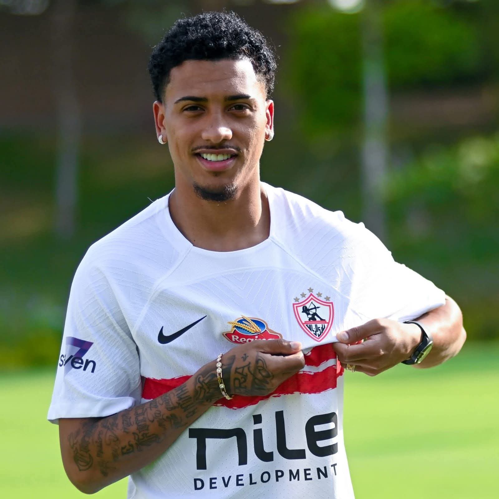 خوان ألفينا يفاجئ فيريرا في تدريبات الزمالك