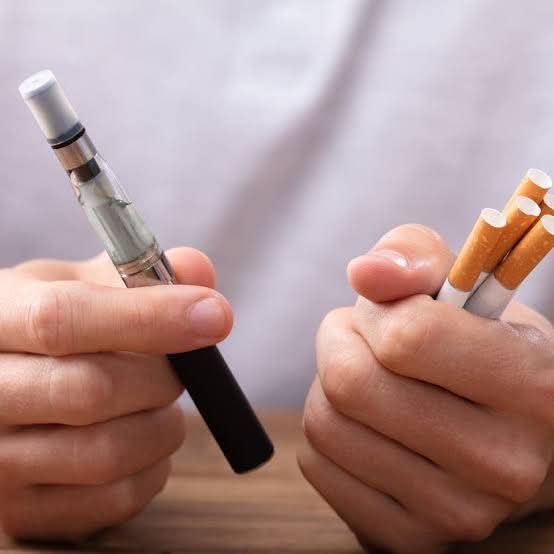وهم السجائر الإلكترونية “vapes”