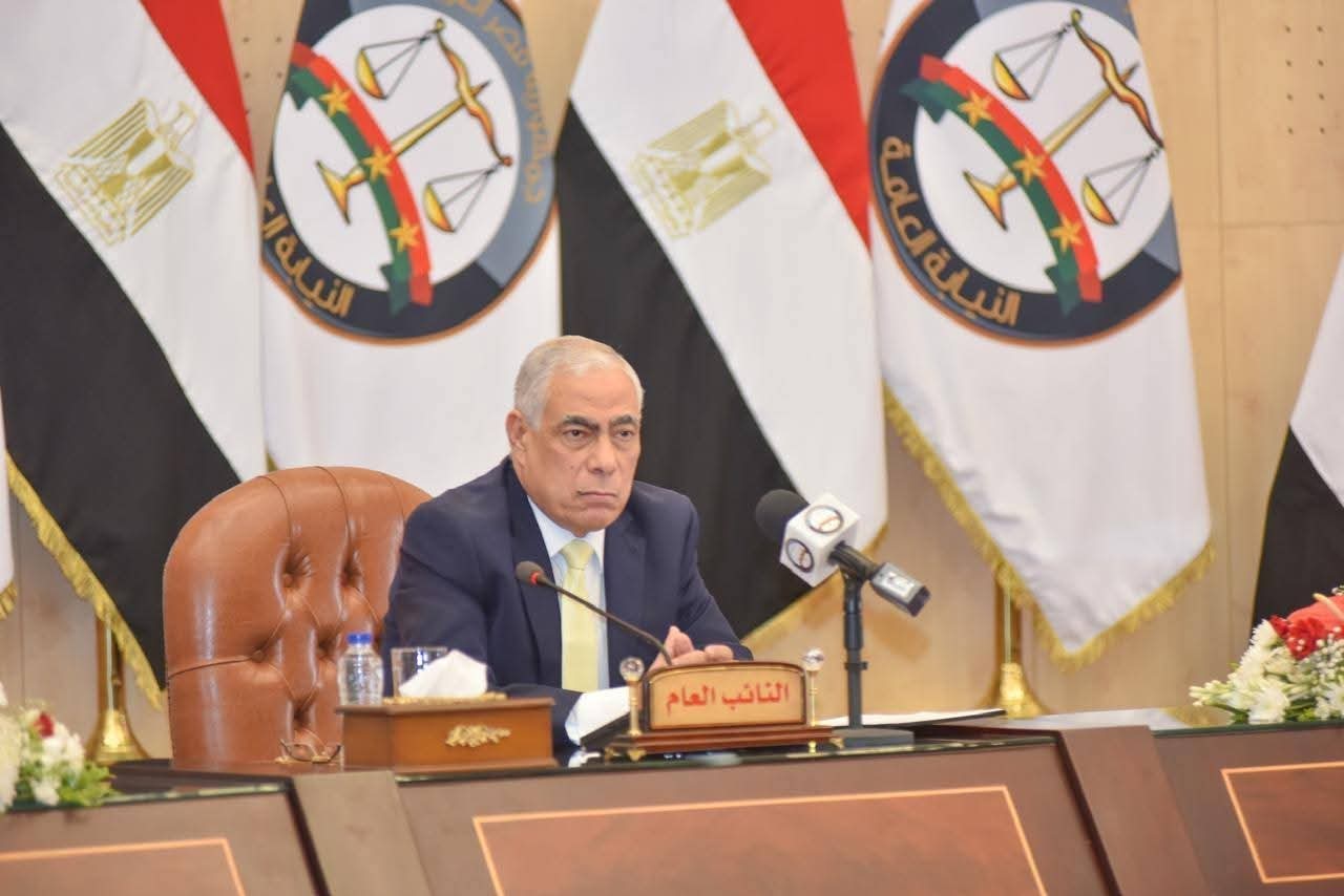 النائب العام يلتقى الدفعة الأولى من السيدات المرشحات للعمل معاونات بالنيابة العامة