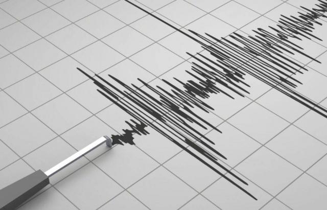 زلزال يهز جزيرة إيفيا ويصل إلى أثينا
