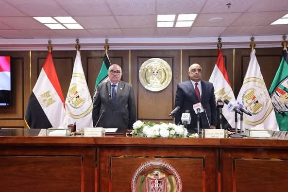 أعضاء هيئة قضايا الدولة الجدد يؤدون اليمين القانونية أمام وزير العدل ورئيس الهيئة