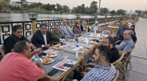 اجتماع فريق حديث وطن